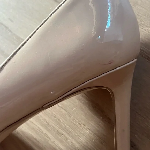 Stuart Weitzman Nude Patent Stiletto Pumps Size 7 - Picture 11 of 14